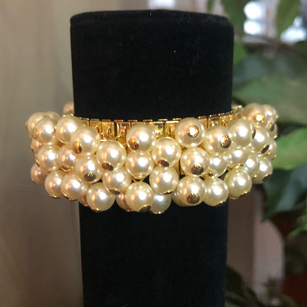 Vintage Gold and Pearl Chunky Stretch Bracelet